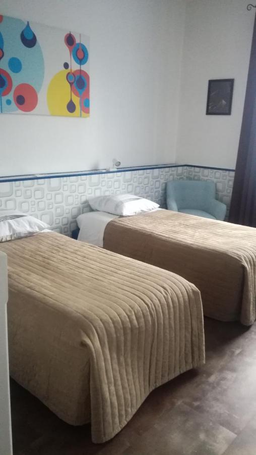 Chambres D'Hotes Les Muriers Romans-sur-Isère Buitenkant foto